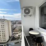 Center Powisle 3 10th Floor View Apartment